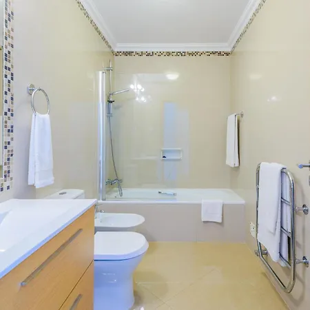 Casa Maria At Boavista Lagos Villa *