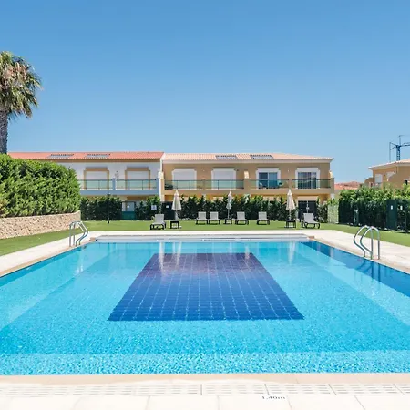 Casa Maria At Boavista Lagos